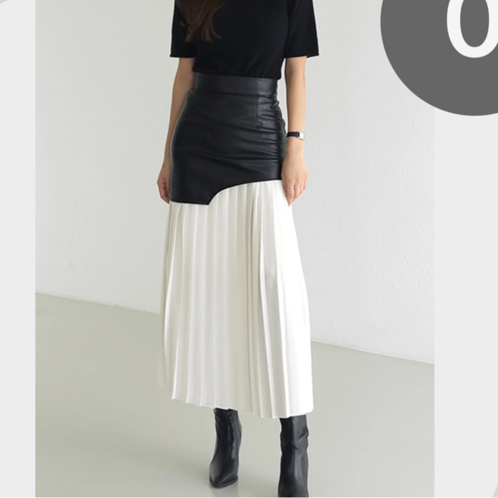Commense black and white pleated skirt